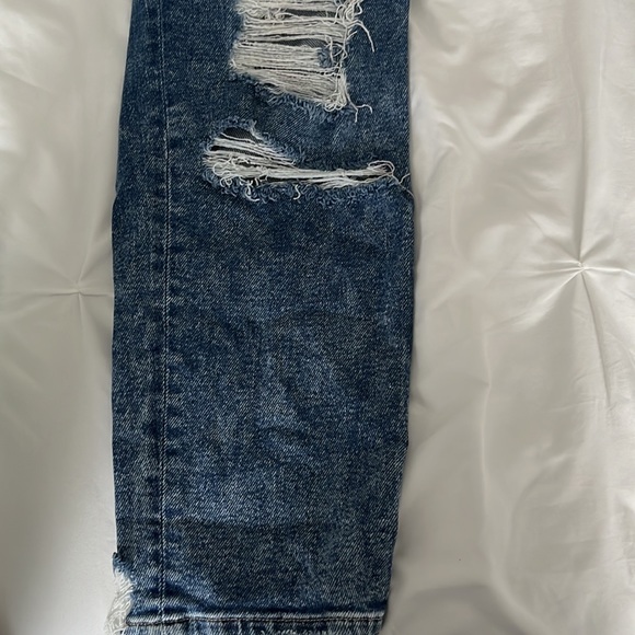 AMERICAN EAGLE MOM HIGH RISE Distressed Jeans with Rips on Front and Back - Picture 2 of 11